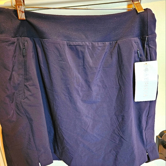 Athleta Soho skort in Navy size 12 NWT. /LULULEMON / Athletic skort/ hiking / - Picture 2 of 8